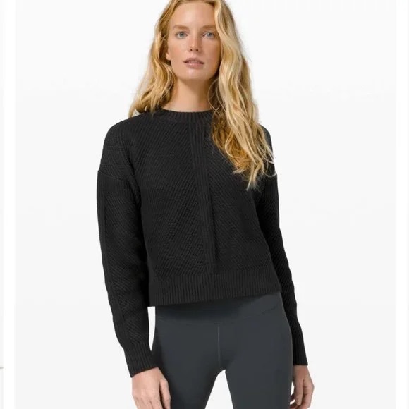 lululemon athletica Sweaters - Lululemon new heights sweater - size 6